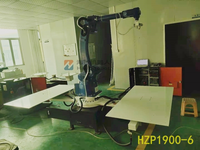 506彩票喷涂机器人HZP1900-6(图1) 506彩票喷涂机器人HZP1900-6(图1)