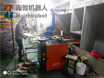 转台翻转喷漆机器人 转台翻转喷漆机器人